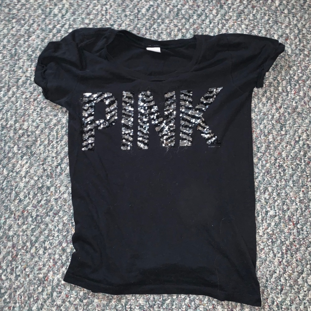 VS shirt